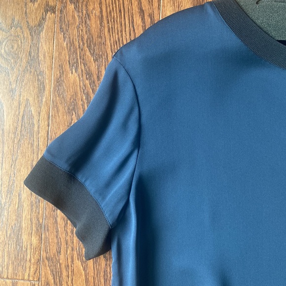 Vince 100% silk blouse! - Picture 3 of 8